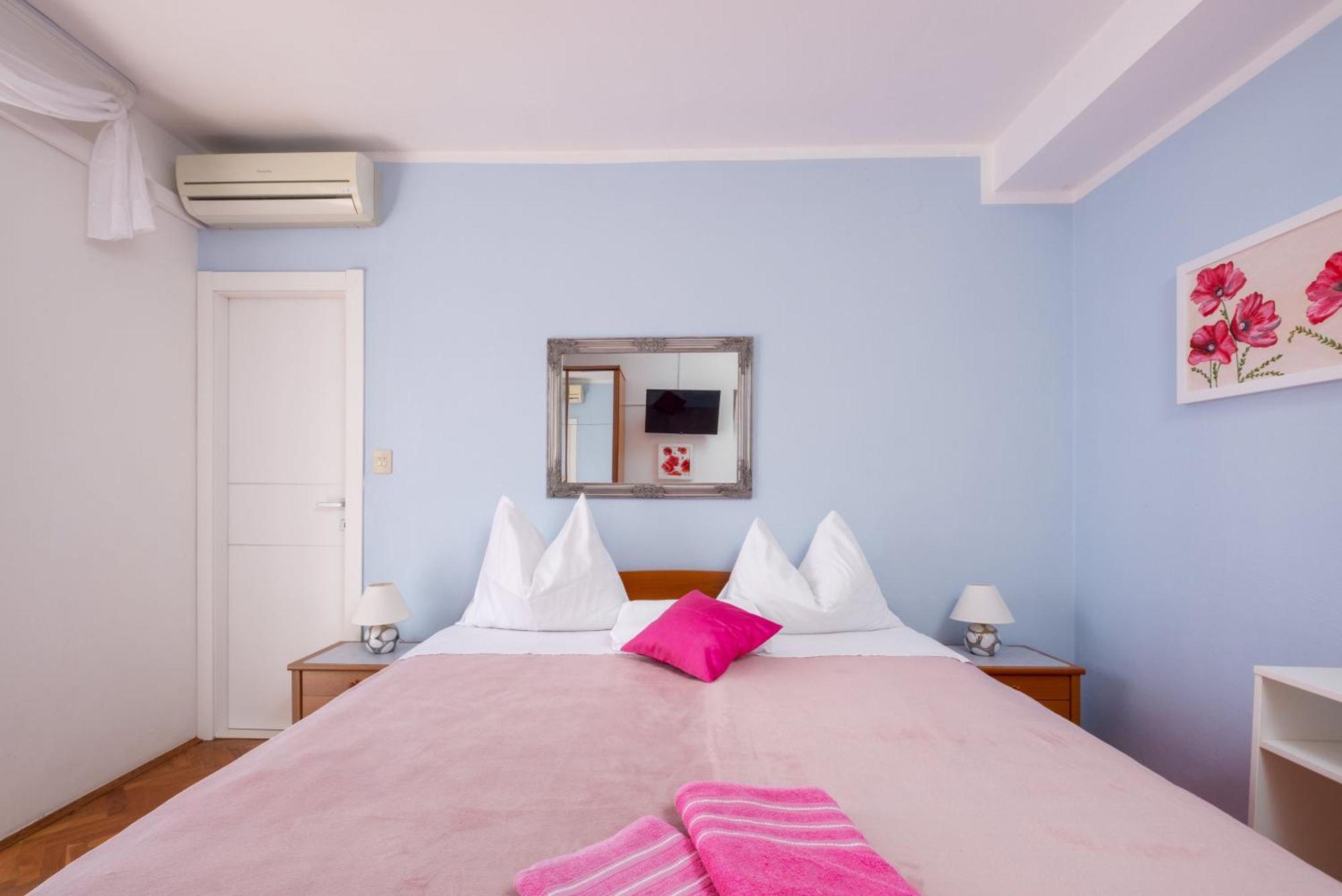 Rooms Tupina By Paulina Mlini Chambre photo