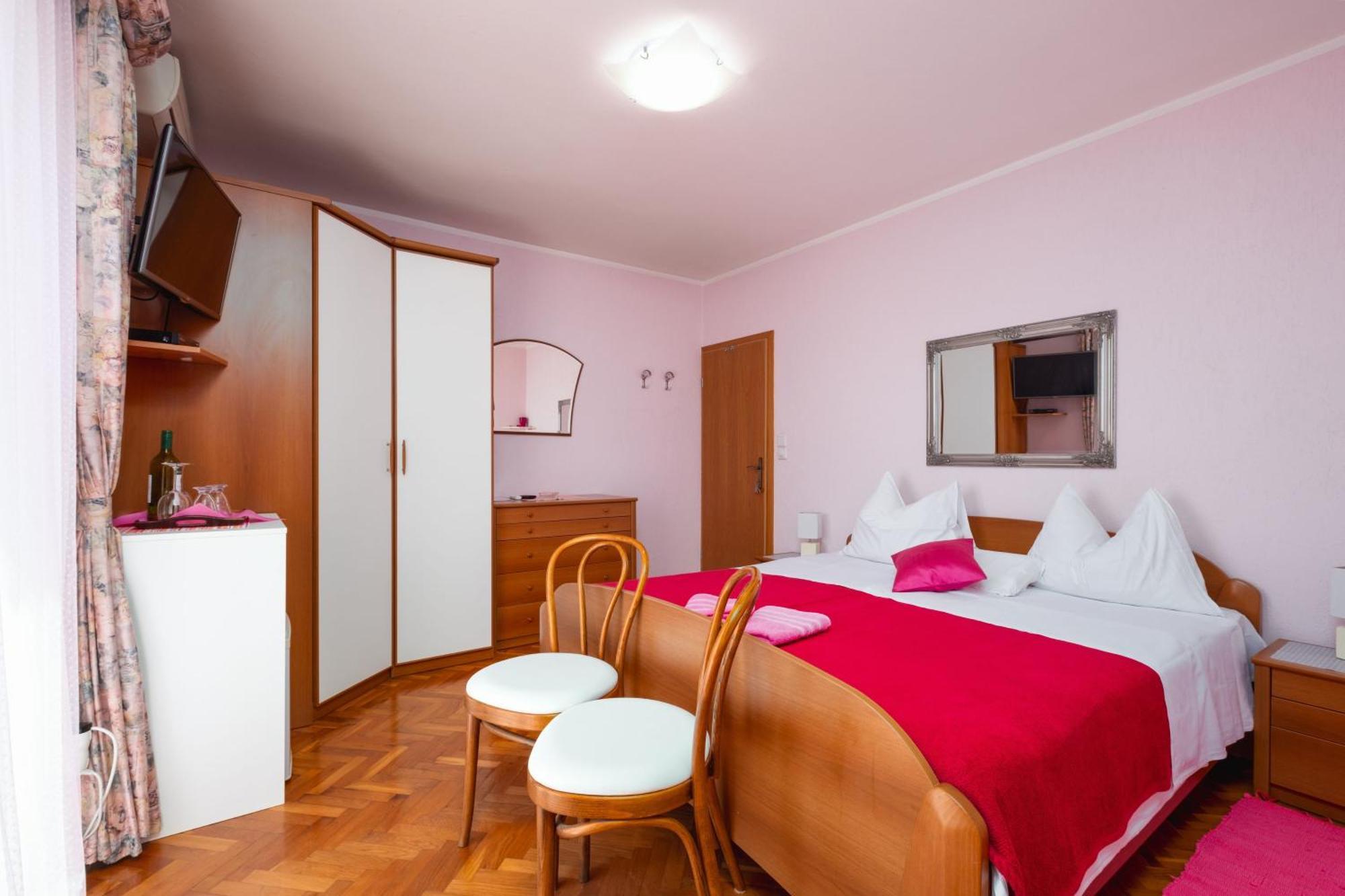 Rooms Tupina By Paulina Mlini Chambre photo